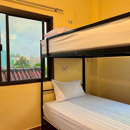 Easy Go Backpacker Hostel Vang Vieng Exterior photo