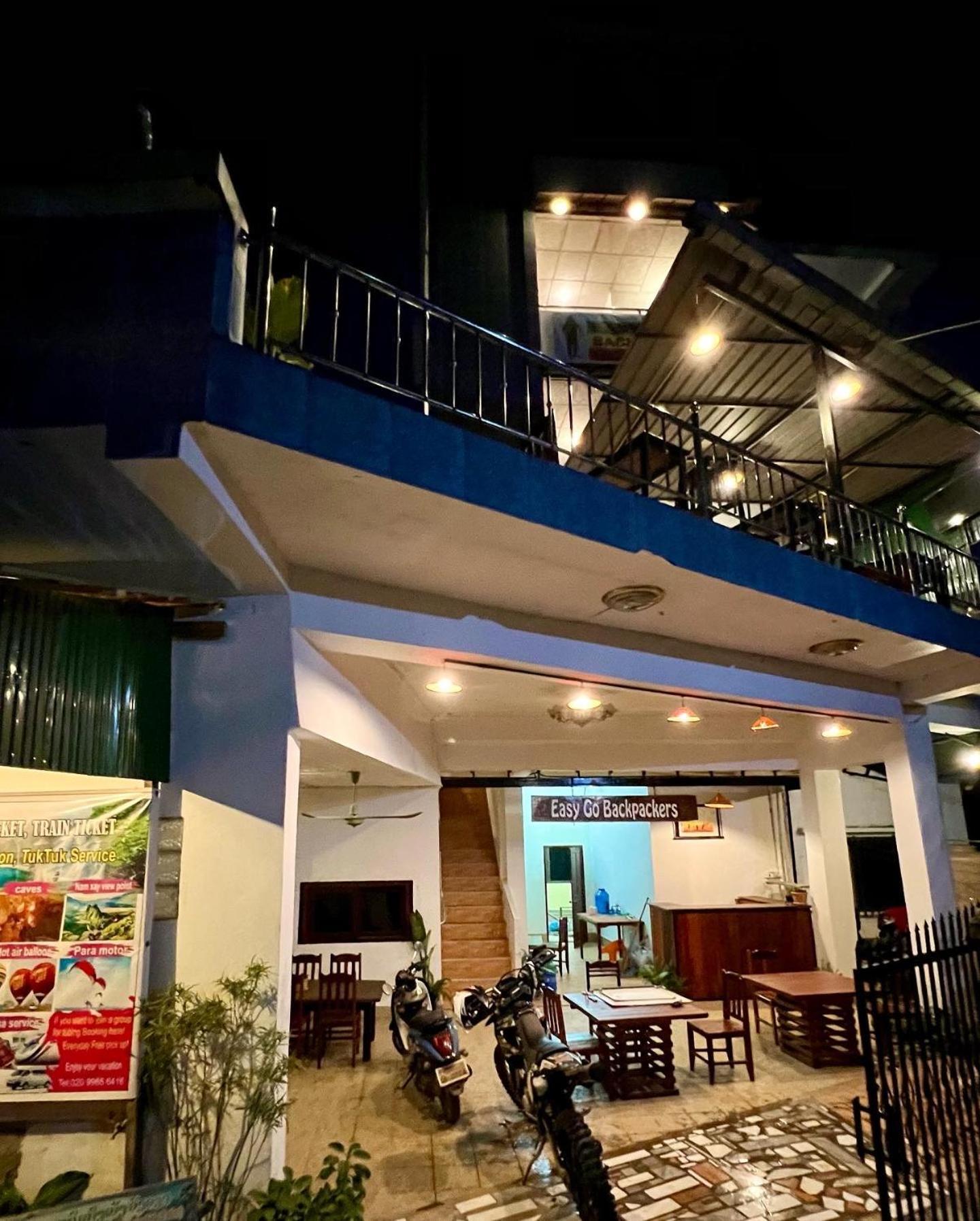 Easy Go Backpacker Hostel Vang Vieng Exterior photo